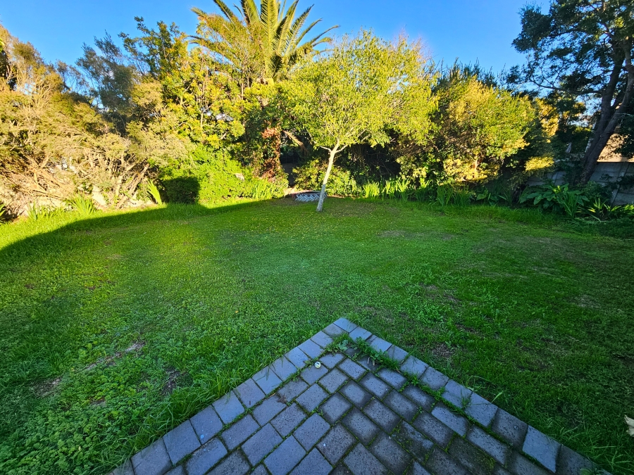 To Let 1 Bedroom Property for Rent in De Bron Western Cape